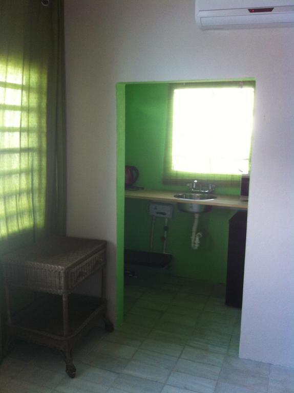 Vicky'S Keys Hostel Upper Princeʼs Quarter Quarto foto