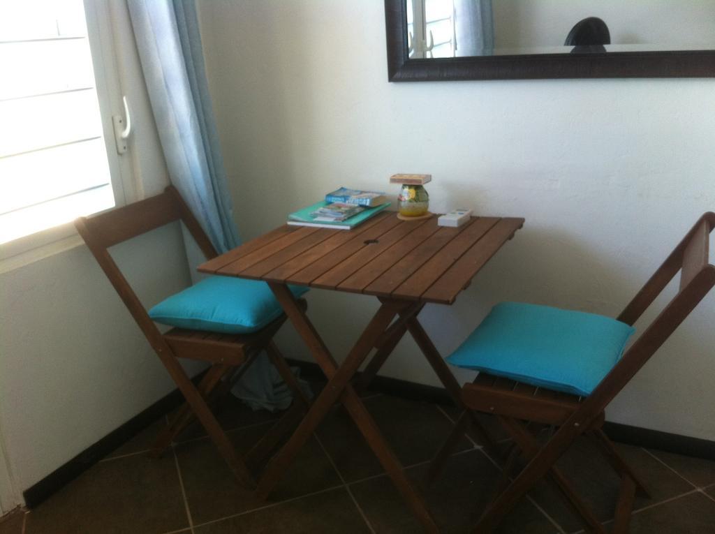 Vicky'S Keys Hostel Upper Princeʼs Quarter Quarto foto